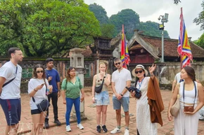 Vietnam sees surge in foreign tourist arrivals, driven by safe destination image