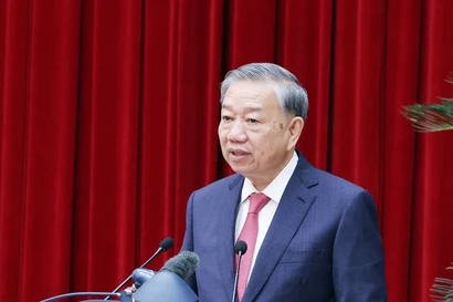 Party General Secretary To Lam speaks at the closing ceremony of the 13th meeting of the 13th Party Central Committee. (Photo: VNA)