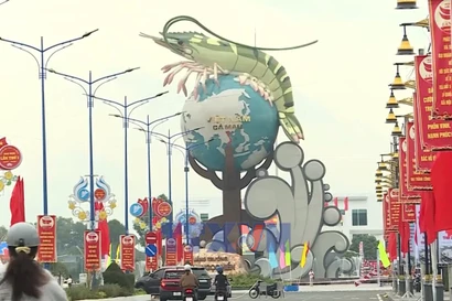 Unity and emulation movements in celebration of Party Congress