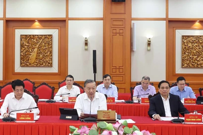 Politburo reviews preparations for first National Assembly Party Congress