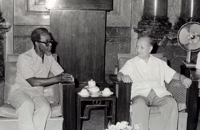 01-ava-chu-tich-hoi-dong-nha-nuoc-truong-chinh-tiep-bo-truong-ngoai-thuong-angola-ismael-gaspar-martins-sang-tham-viet-nam.jpg