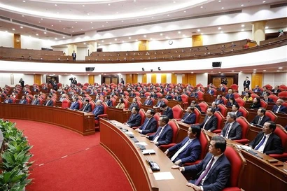 At the closing ceremony of the 13th Party Central Committee's 14th plenum (Photo: VNA)
