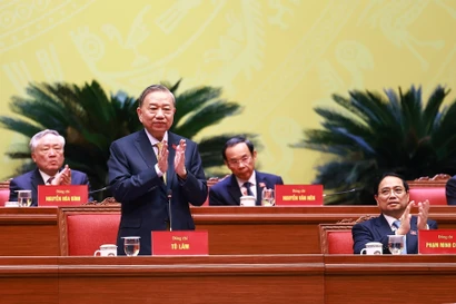 The 14th National Congress of the Communist Party of Vietnam (CPV) continues a full-day session on January 22, chaired by Party General Secretary To Lam – President of the Presidium. (Photo: VNA)