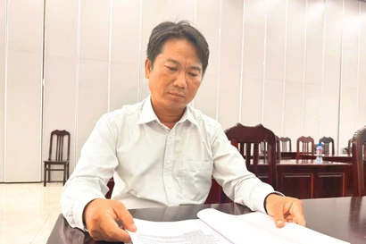 Tran Van Binh, Secretary of the Party cell of Giong Bang hamlet in Thuong Phuoc border commune of Dong Thap province. (Photo: VNA)