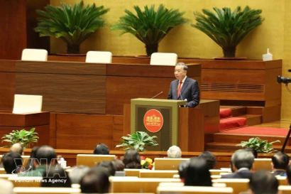 Party General Secretary To Lam addresses the national conference held on February 7 to disseminate and implement the Resolution of the 14th National Party Congress. (Photo: VNA)