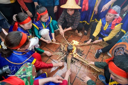 Thi Cam villagers hold traditional rice cooking contest