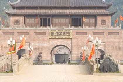 Dan Kinh Thien – Thung Ui: Thousand-year-old distinctive tourism site in Ninh Binh