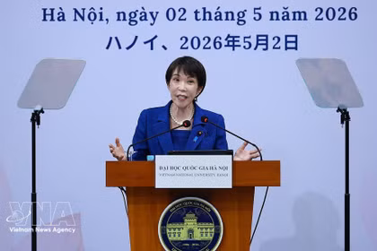 Japanese PM delivers keynote policy speech in Hanoi 