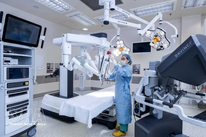 Robotic surgery takes a leap forward in Vietnam with new FV centre
