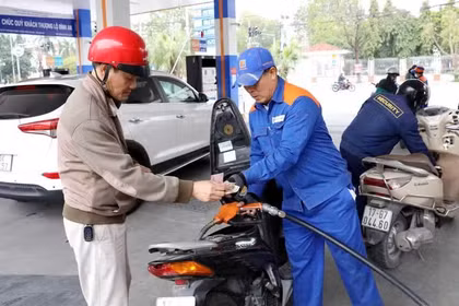 Fuel taxes cut to 0% from April 16