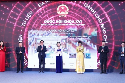 Delegates perform the inauguration ceremony for the VNA information portal on the election of deputies to the 16th National Assembly and People’s Councils at all levels for the 2026–2031 term at its launch in Hanoi on February 3. (Photo: VNA)