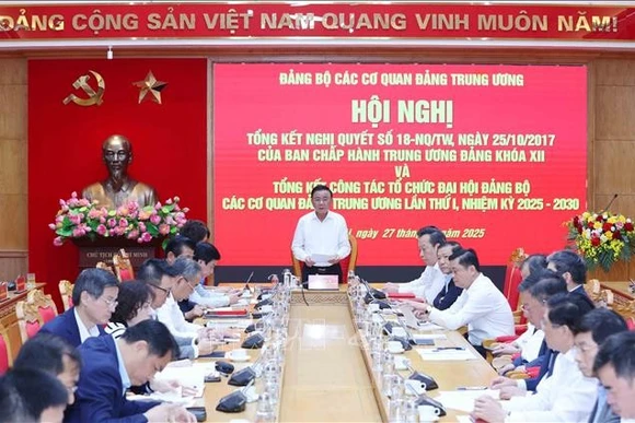 Tran Cam Tu, Politburo member and Permanent Member of the Party Central Committee’s Secretariat, speaks at the event. (Photo: VNA)
