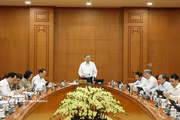 General Secretary of the Communist Party of Vietnam Central Committee and President To Lam speaks at the August 25 meeting that reviews the first year of implementing Resolution No. 71-NQ/TW. (Photo: VNA)