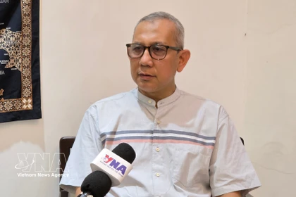 Beni Sukadis, Senior Coordinator at Indonesia’s Institute for Defence and Strategic Studies (Lesperssi), grants an interview to the Vietnam News Agency. (Photo: VNA)