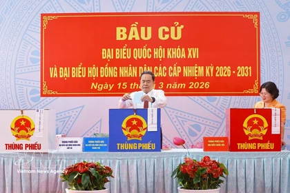 NA Chairman casts ballot in Ho Chi Minh City