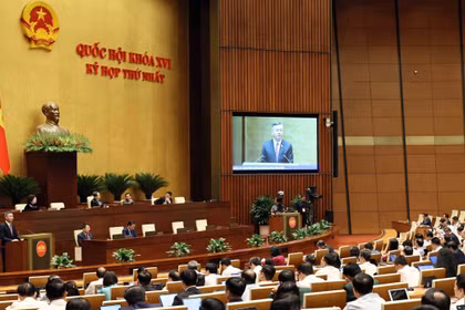 Finance Minister Ngo Van Tuan speaks at the first session of the 16th National Assembly (Photo: VNA)