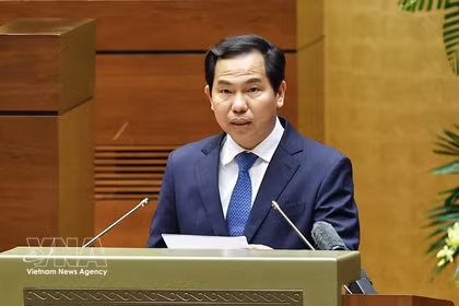 Chairman of the National Assembly Office and Chief of the National Election Council (NEC) Office Le Quang Manh delivers a summary report on the results of the election of deputies to the 16th National Assembly of Vietnam and People’s Councils at all levels for the 2026–2031 tenure. (Photo: VNA)
