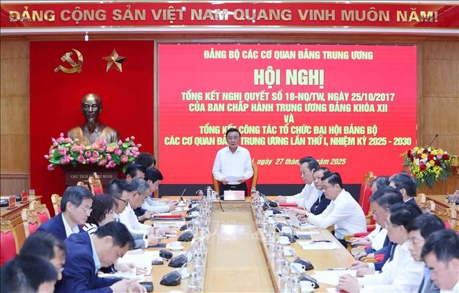 Tran Cam Tu, Politburo member and Permanent Member of the Party Central Committee’s Secretariat, speaks at the event. (Photo: VNA)