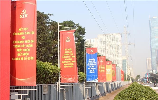 Streets, pavements and public spaces in Hanoi are decorated to welcome the 14th National Party Congress. (Photo: VNA)