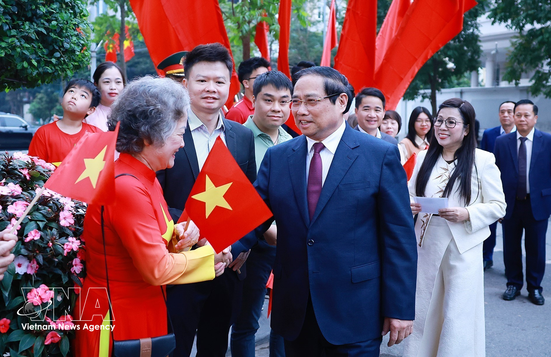 vnanet-pm-votes-in-hanoi-as-nationwide-election-underway-2.jpg