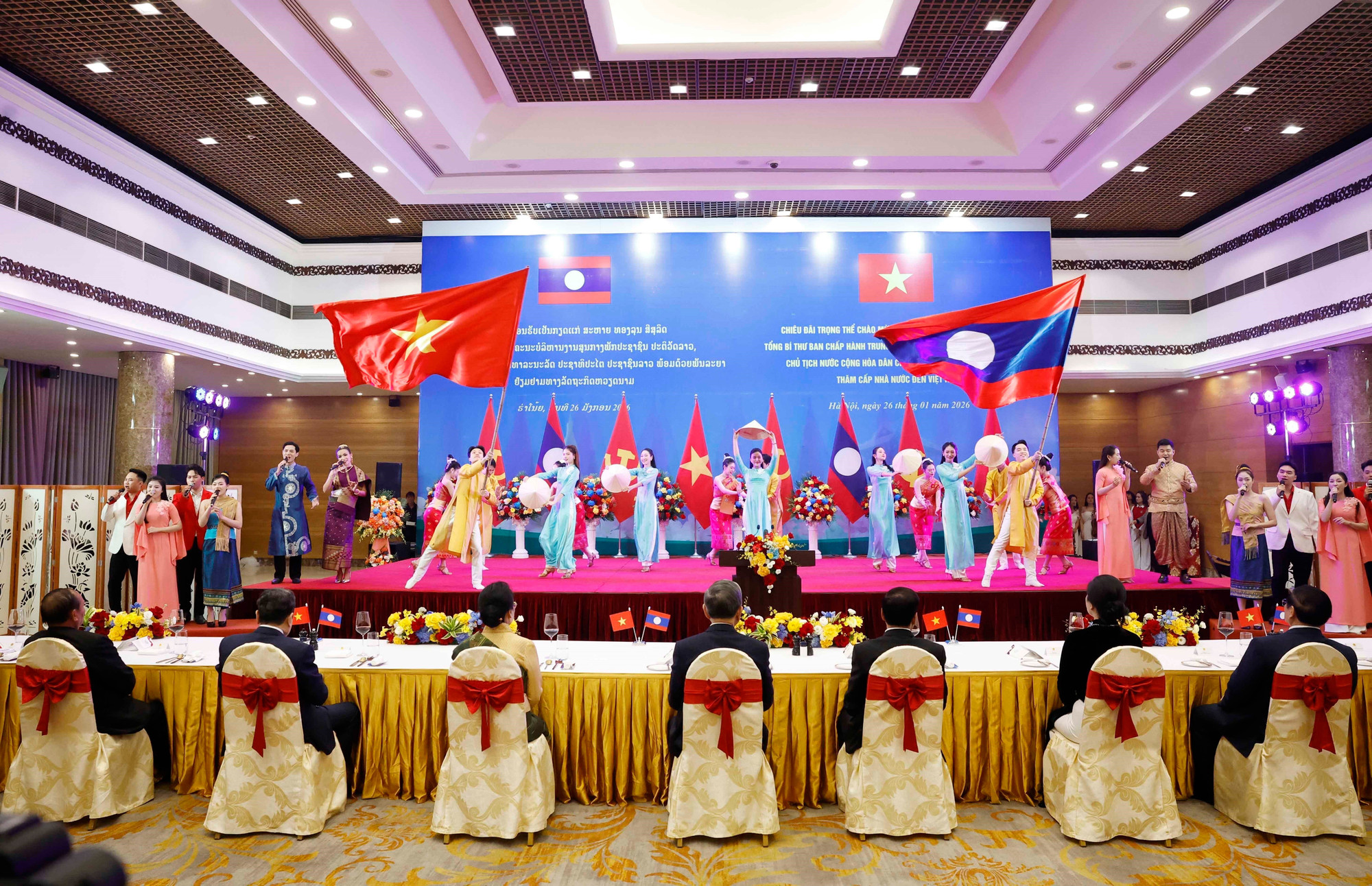 state-banquet-for-lao-leader-3.jpg