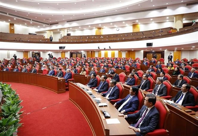 At the closing ceremony of the 13th Party Central Committee's 14th plenum (Photo: VNA)