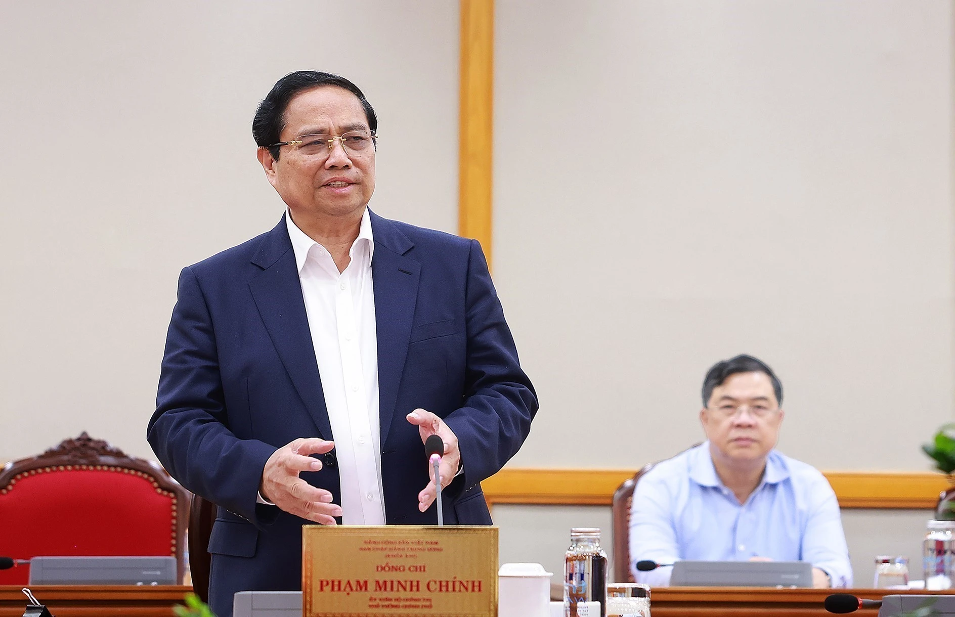 PM Pham Minh Chinh speaks at the working session between the Politburo and the Standing Boards of the Party Committees of An Giang and Lam Dong provinces on September 3. (Photo: VNA)