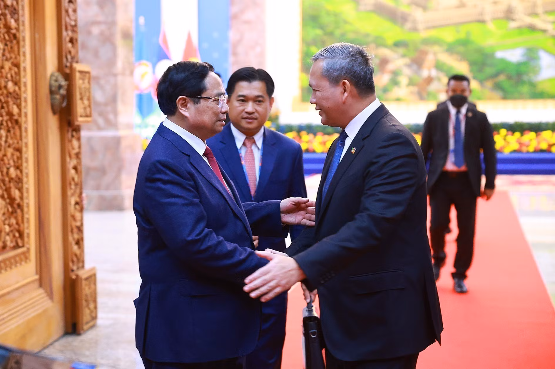 vna-potal-thu-tuong-pham-minh-chinh-gap-thu-tuong-campuchia-hun-manet-8577883-1.jpg