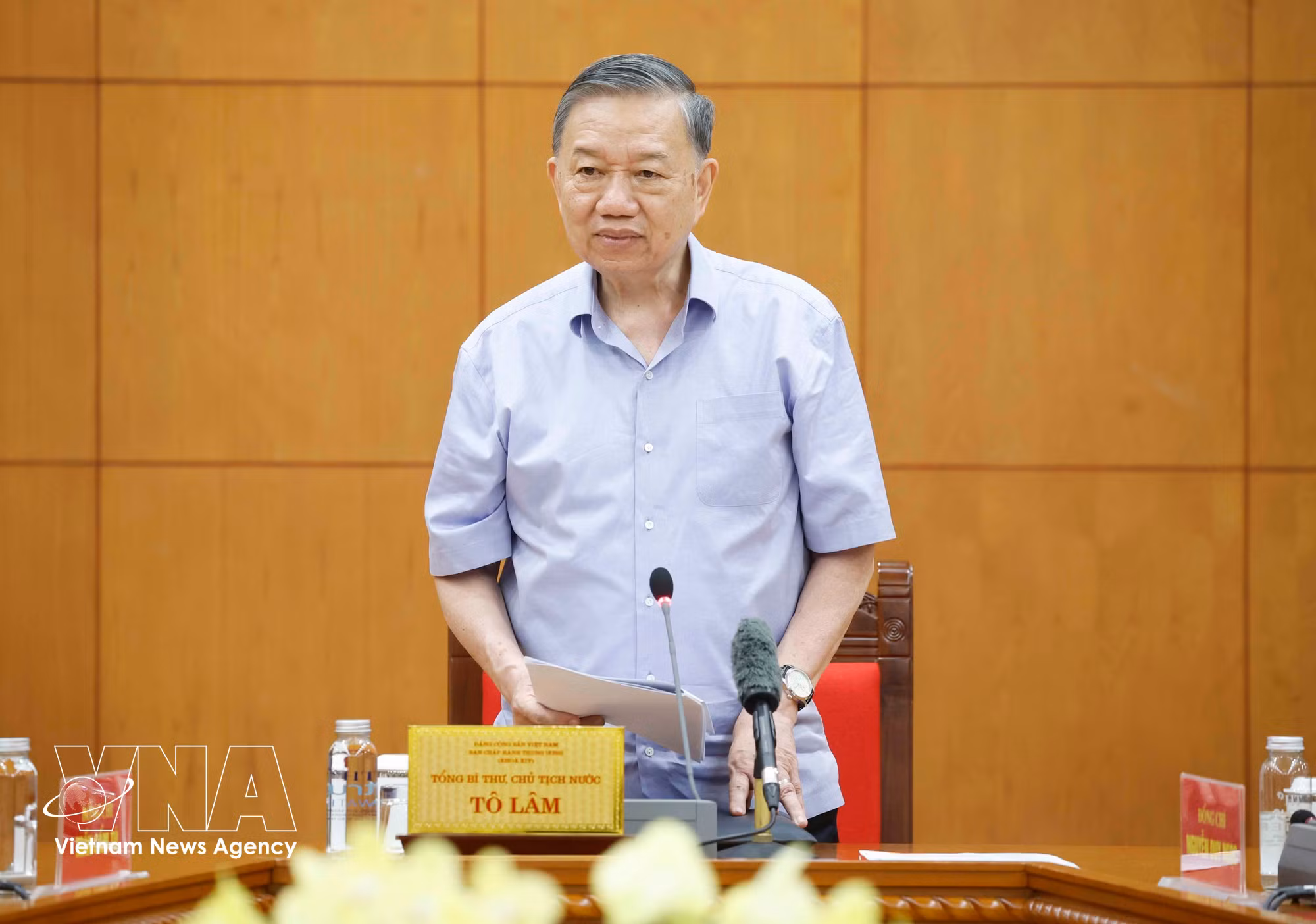 Party General Secretary and State President To Lam speaks at the working session in Hanoi on June 15, 2026. (Photo: VNA)