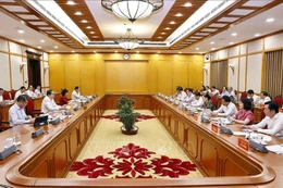 At a working session between the Politburo’s working group and the standing board of the Lai Chau provincial Party Committees. (Photo: VNA)