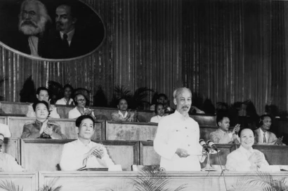 Party leads entire nation through resistance and reconstruction (1946–1960)