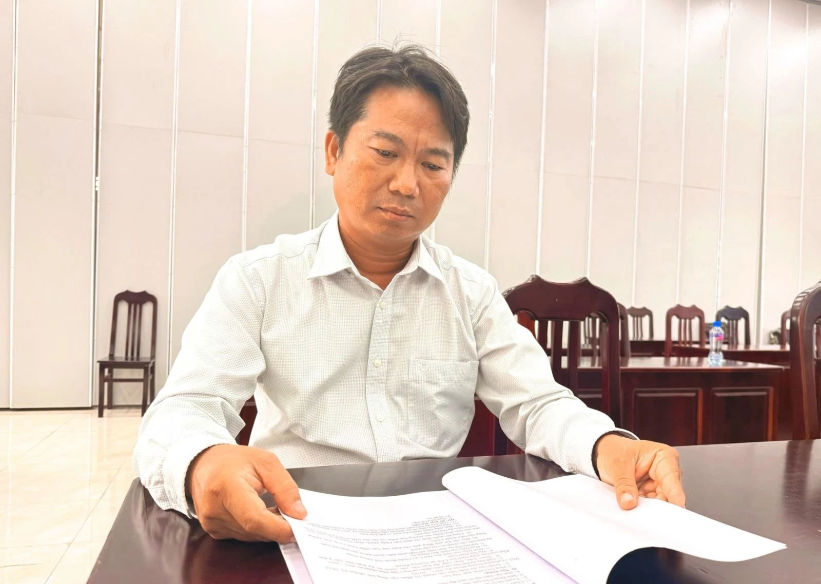Tran Van Binh, Secretary of the Party cell of Giong Bang hamlet in Thuong Phuoc border commune of Dong Thap province. (Photo: VNA)
