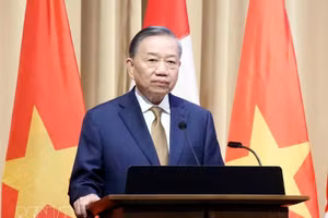 Vietnam ready to work with Canada to build substantive Strategic Partnership: Top leader