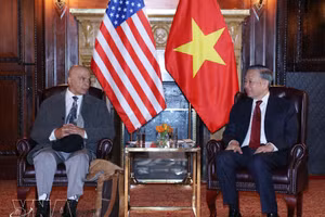 Party General Secretary and President meets with Communist Party USA leaders in New York 