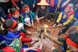 Thi Cam villagers hold traditional rice cooking contest