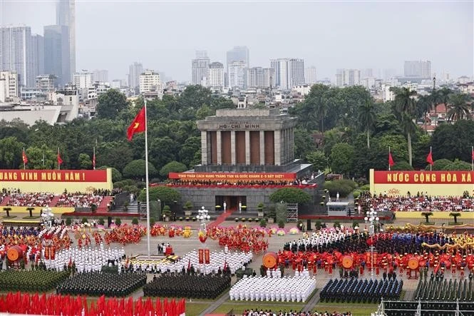 The state-level rehearsal for the grand parade in celebration of the 80th anniversary of the August Revolution and National Day (September 2) took place at Ba Dinh Square and along major streets in Hanoi on August 30, 2025. (Photo: VNA) 