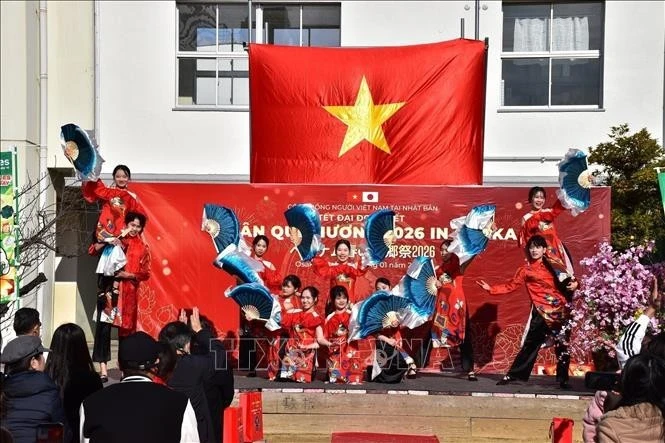 The Association of Vietnamese People in the Kansai region, in coordination with the Consulate General of Vietnam in Osaka and the Ikuno district administration, organised the “Homeland Spring – Osaka Great Unity Tet 2026” programme on January 4, 2026. (Photo: VNA)