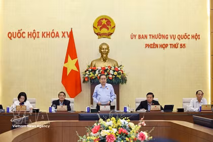 NA Chairman Tran Thanh Man speaks at the 55th session of the National Assembly Standing Committee. (Photo: VNA)