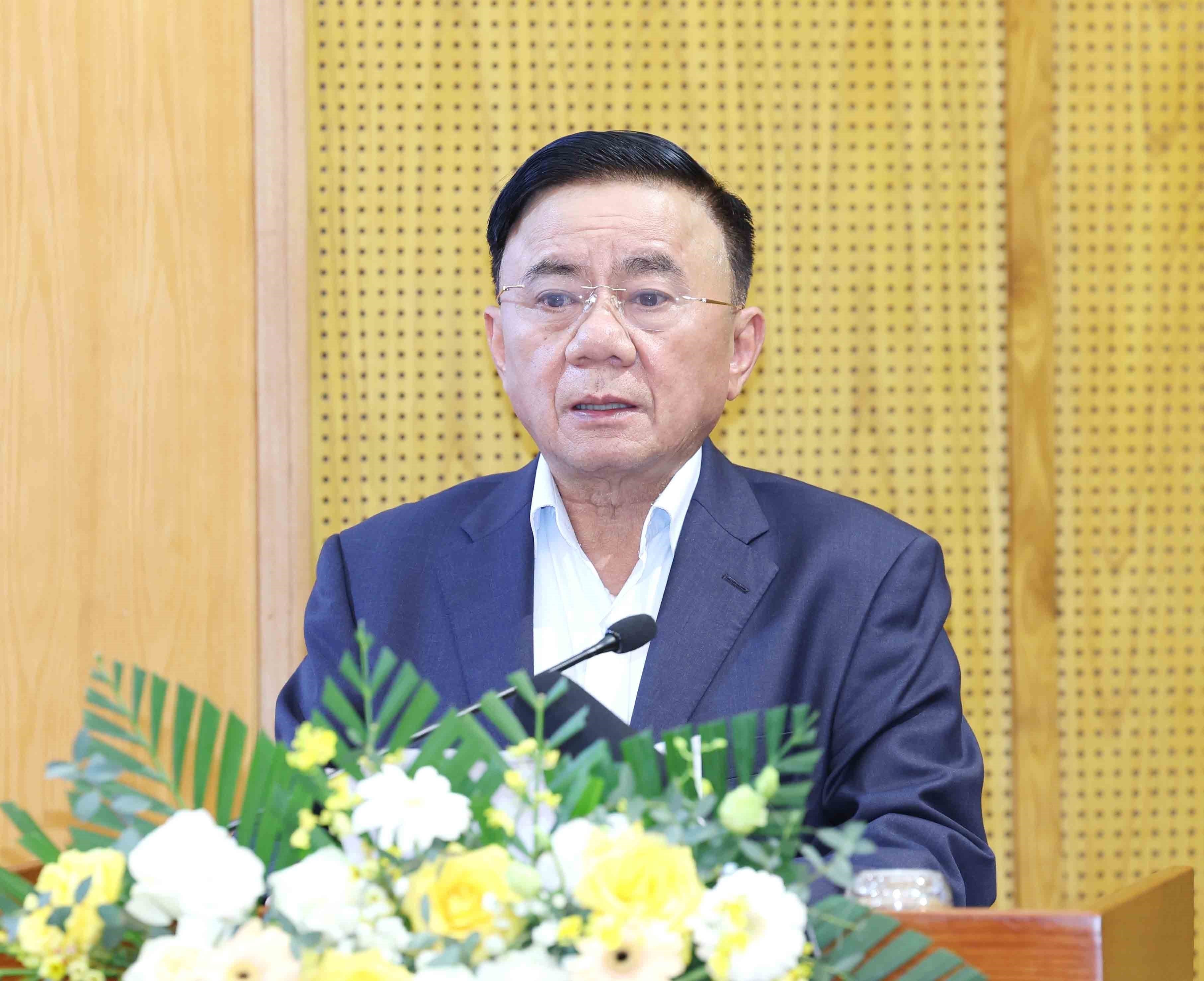 Politburo member and Permanent member of the Party Central Committee’s Secretariat Tran Cam Tu speaks at the conference. (Photo: VNA)
