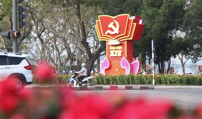 Streets in Hue city are decorated to welcome the 14th National Party Congress (Photo: VNA)