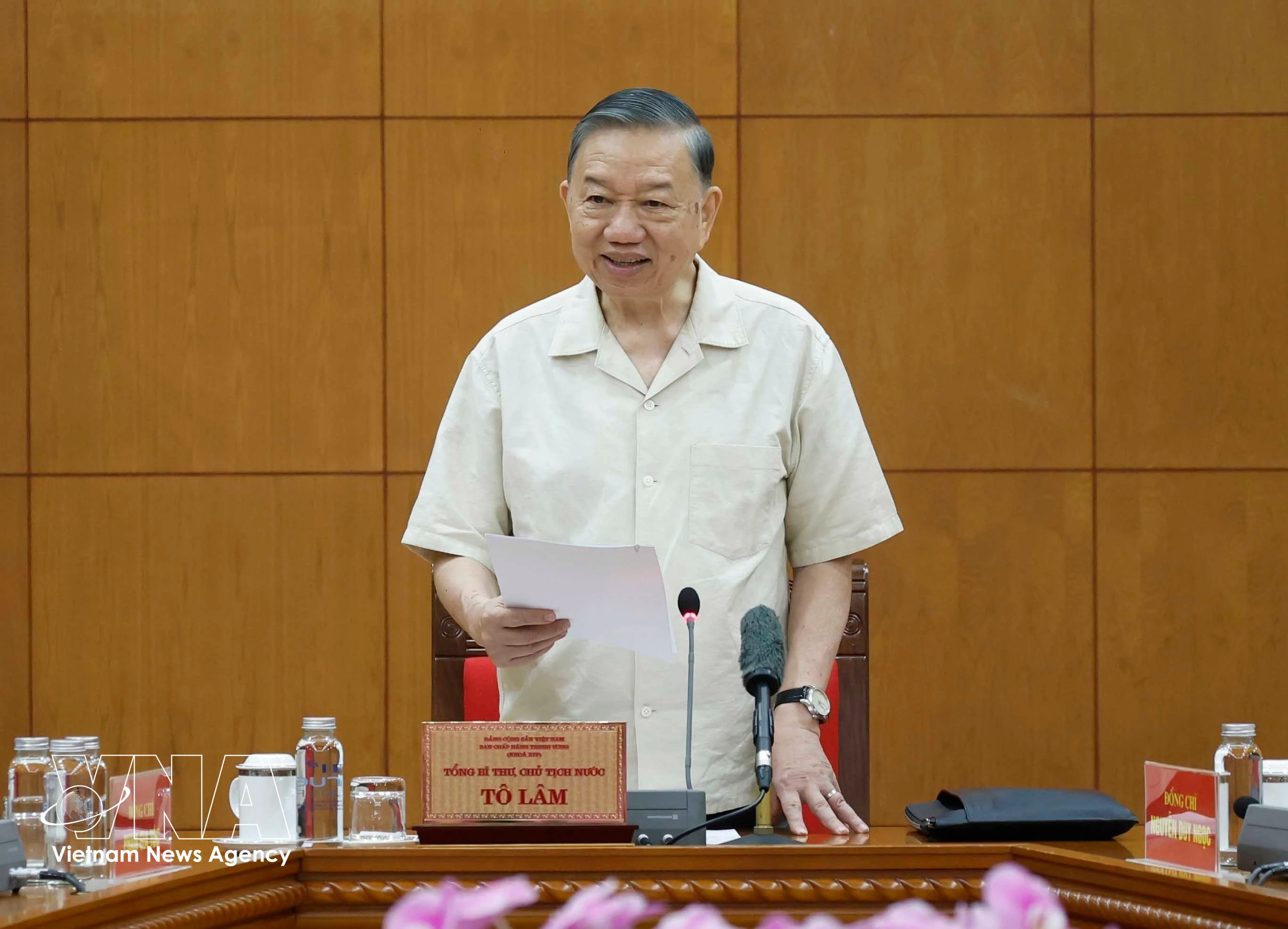 Party General Secretary and State President To Lam speaks at the working session with the Government Party Committee and relevant agencies in Hanoi on August 6. (Photo: VNA)
