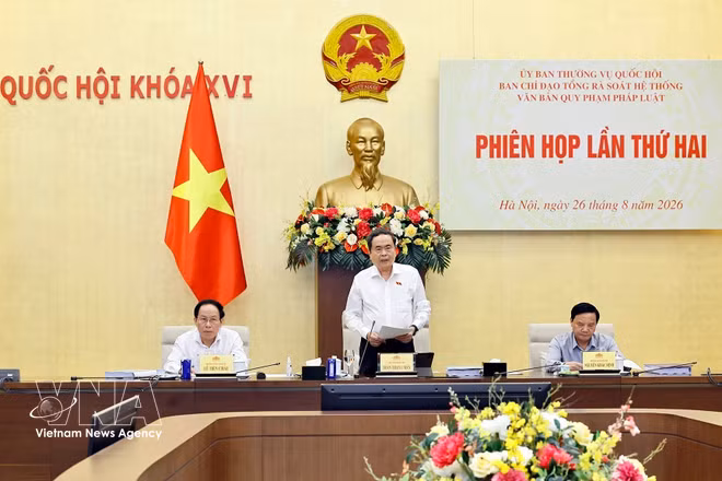 President of the National Assembly Tran Thanh Man speaks at the second meeting of the Steering Committee for the Comprehensive Review of the System of Legal Normative Documents in Hanoi on August 26. (Photo: VNA)