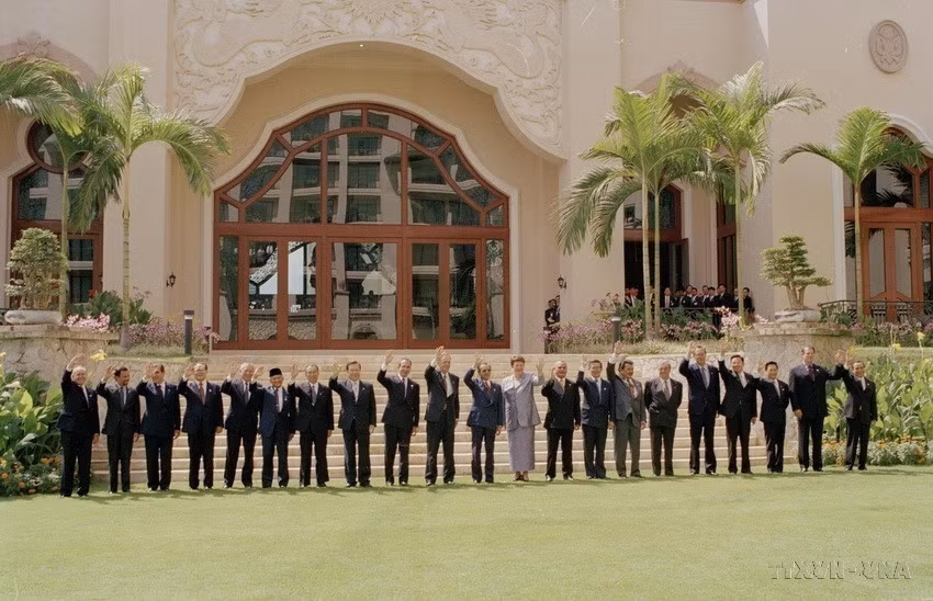 apec-1.jpg