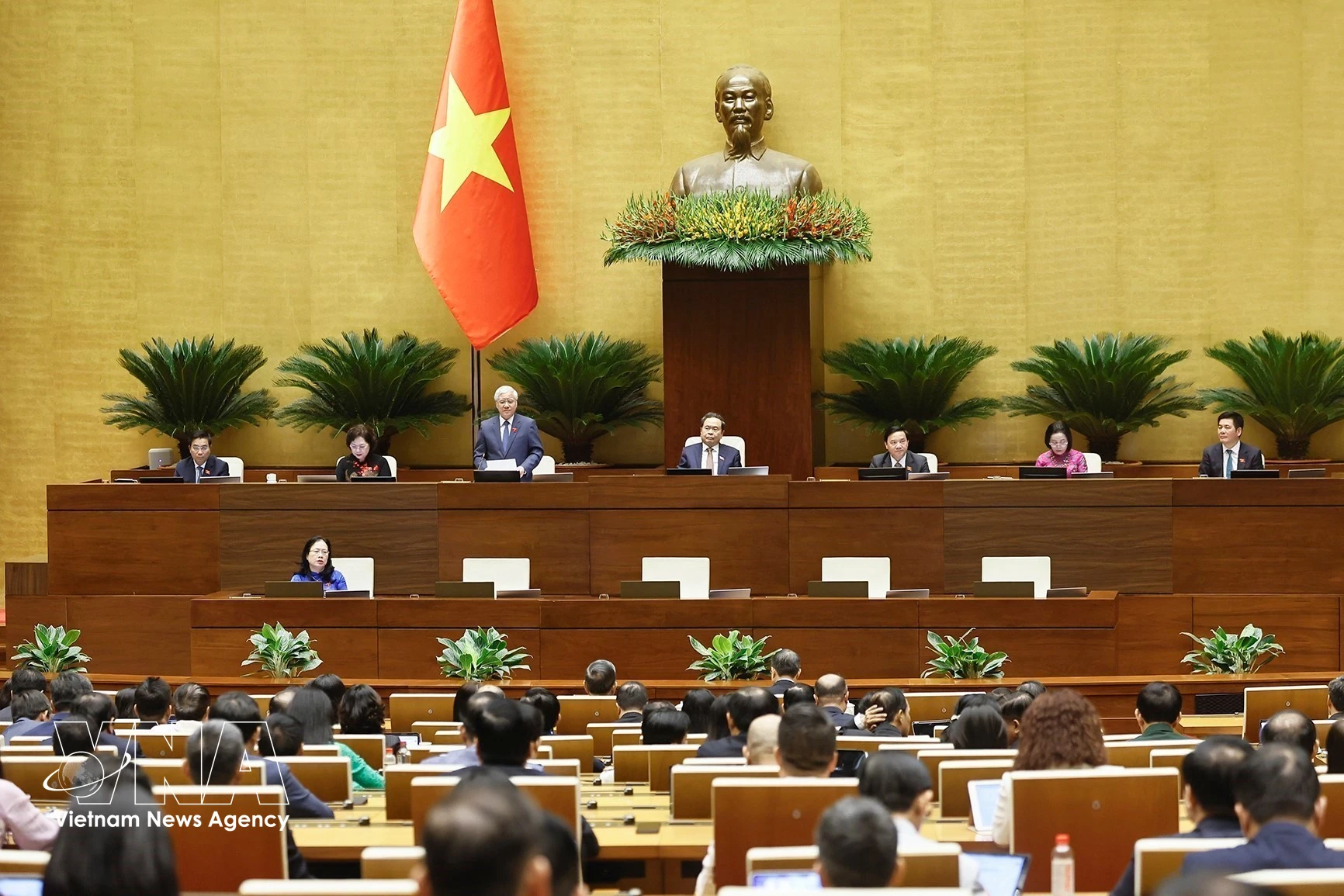 A plenary sitting of the 16th National Assembly's first extraordinary session on August 24 (Photo: VNA)