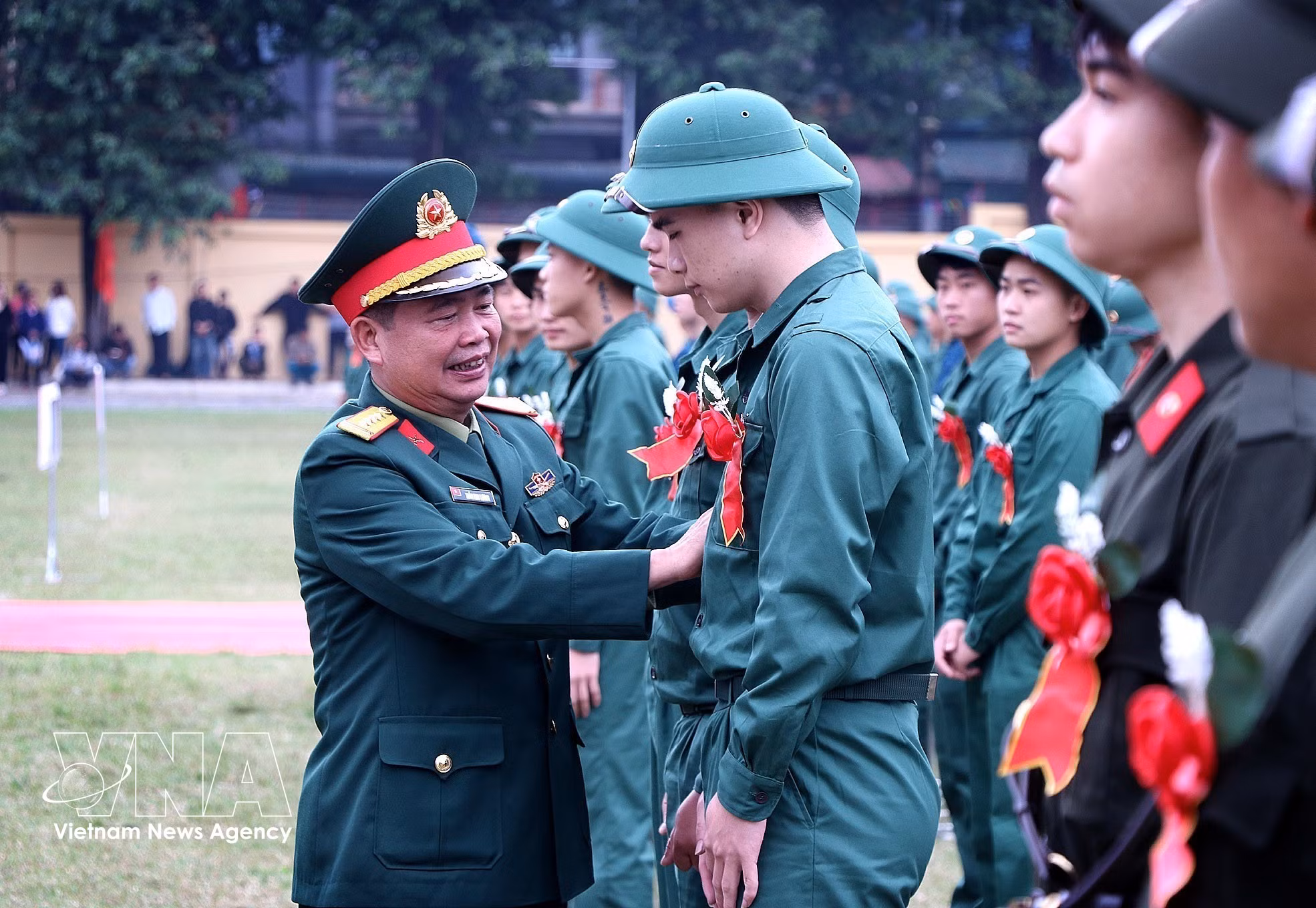 vnanet-08-bi-thu-tinh-uy-phu-tho-kiem-tra-cong-tac-tuyen-quan-nam-2026-8618436.jpg