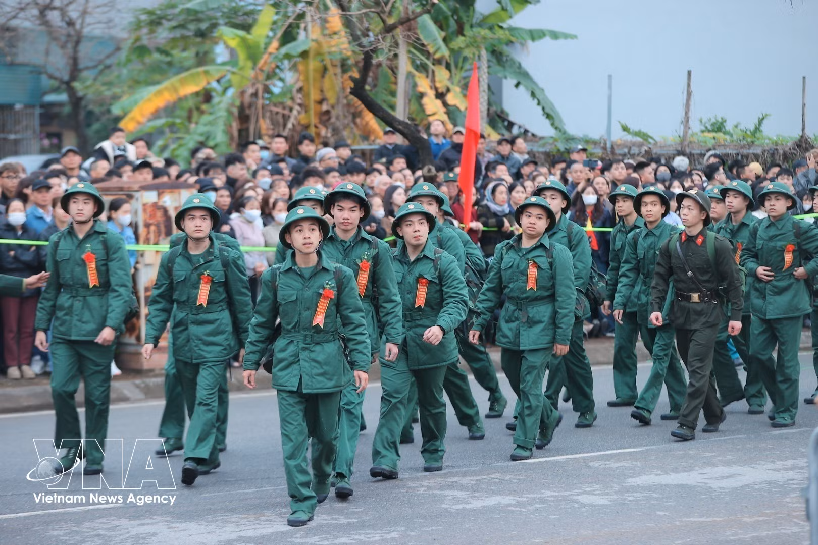vnanet-03-le-giao-nhan-quan-cua-cac-xa-phuong-nam-2026-tai-ha-noi-8619341.jpg