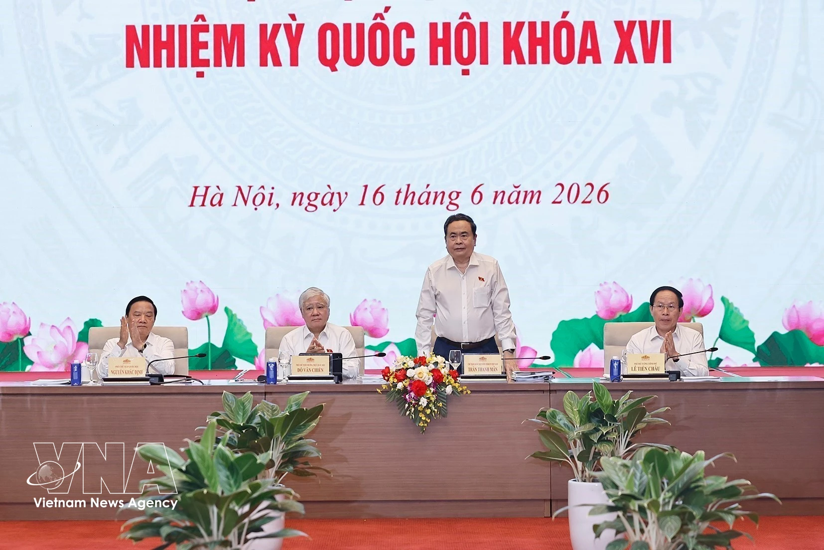 NA Chairman Tran Thanh Man speaks at the conference on June 16. (Photo: VNA)