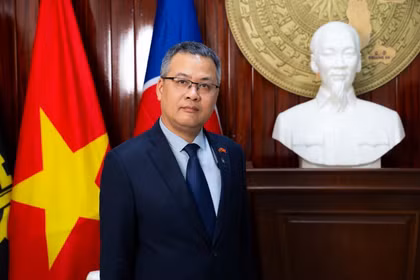 Vietnamese Ambassador in Angola Duong Chinh Chuc (Photo: The Courtesy of the Vietnamese Embassy in Angola)