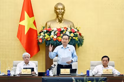 NA Chairman Tran Thanh Man speaks at the mid-year review conference between NA leaders, the NA's agencies and the NA Office on July 6. (Photo: VNA)