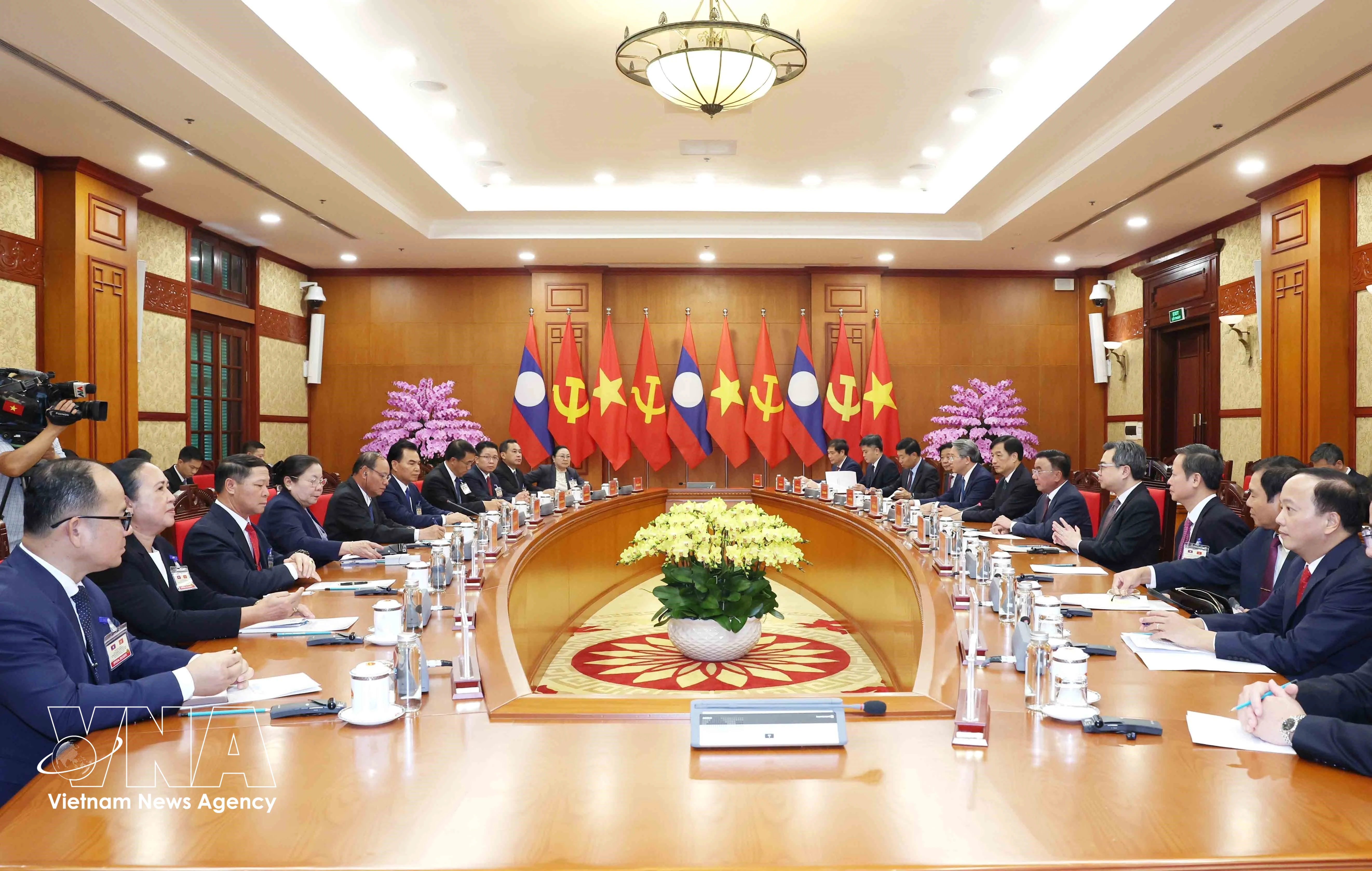 The talks in Hanoi on October 15, 2026 (Photo: VNA)